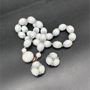 Vintage Necklace Clip On Earrings White Blue Flower Power Daisy Bead Jewelry Set